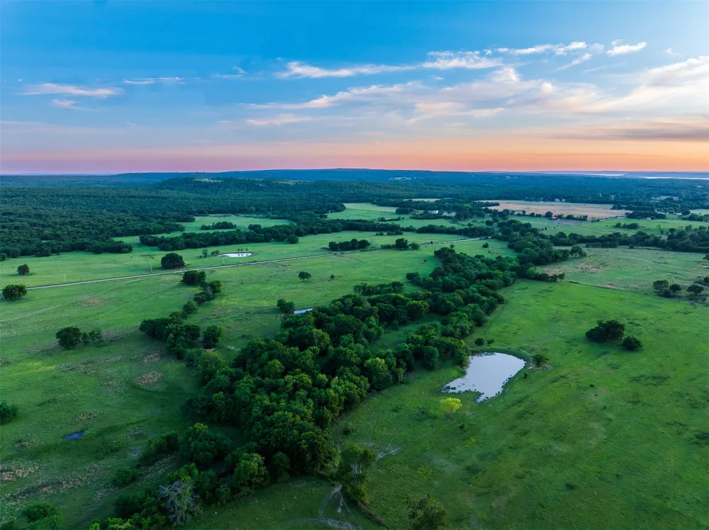 4 McNally Flats Road Eufaula, OK 74432