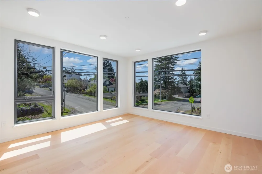 4214 SW 100th Street Seattle, WA 98126