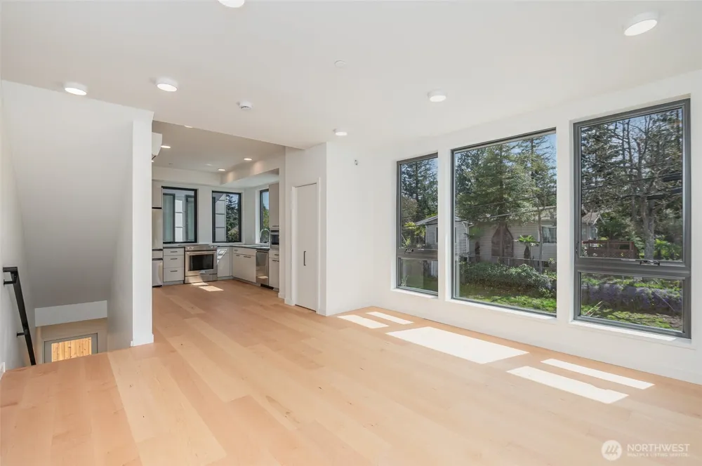 4214 SW 100th Street Seattle, WA 98126