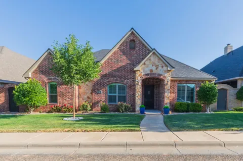 6820 BACCUS DRIVE