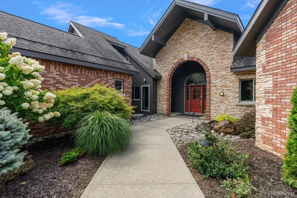 3233 Winegar Road Perry Township, MI 48872