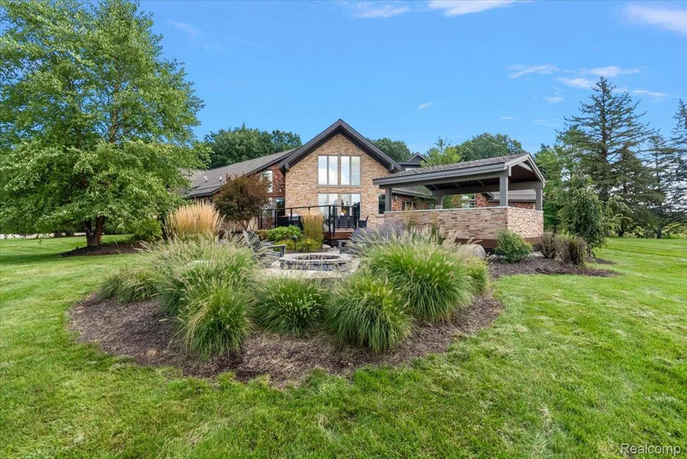 3233 Winegar Road Perry Township, MI 48872