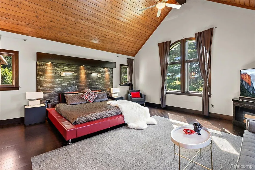 3233 Winegar Road Perry Township, MI 48872