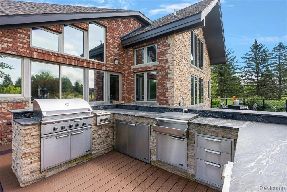 3233 Winegar Road Perry Township, MI 48872
