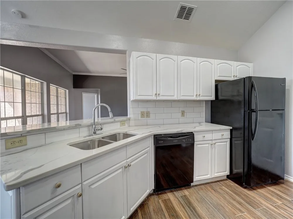 13905 Laffite Dr Corpus Christi, TX 78418