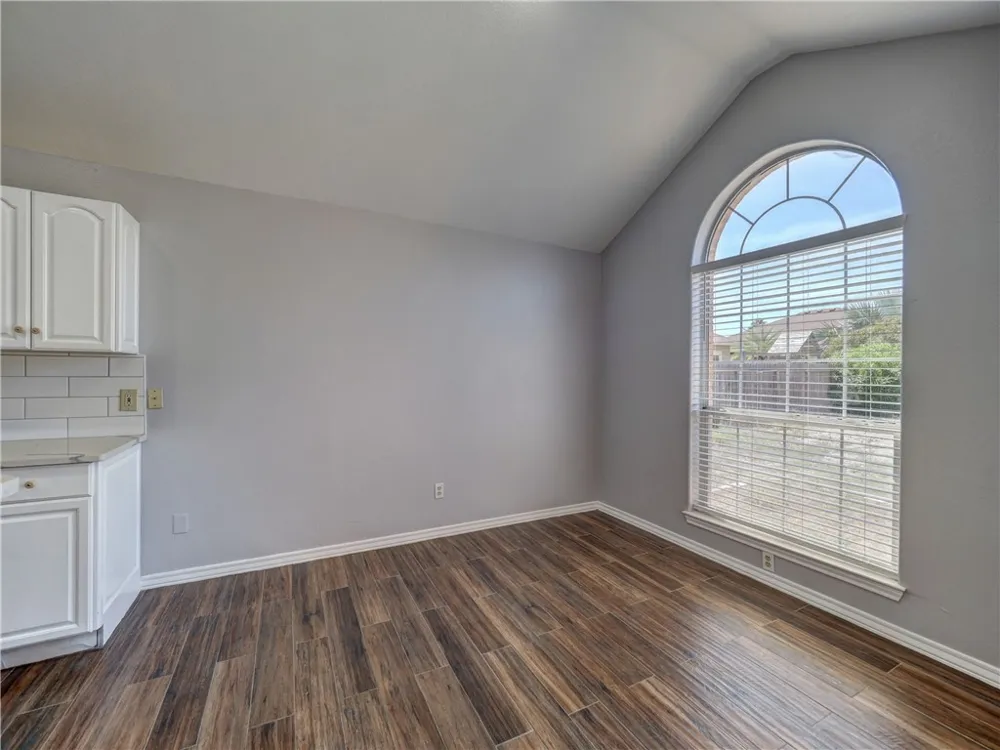 13905 Laffite Dr Corpus Christi, TX 78418