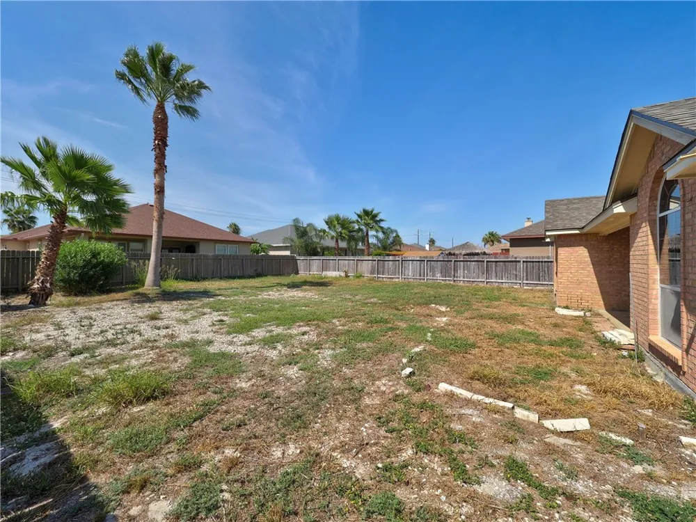 13905 Laffite Dr Corpus Christi, TX 78418