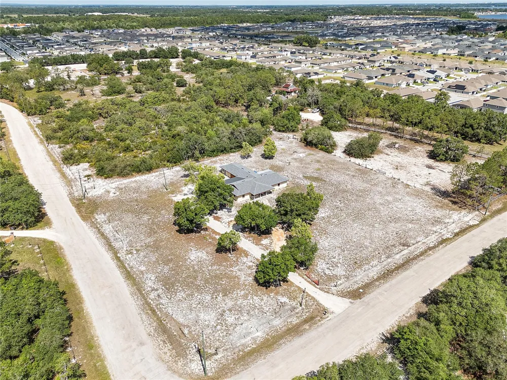 12 CHERRY BLOSSOM LANE Winter Haven, FL 33884