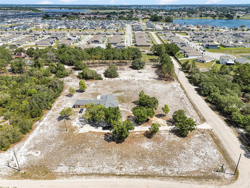 12 CHERRY BLOSSOM LANE Winter Haven, FL 33884