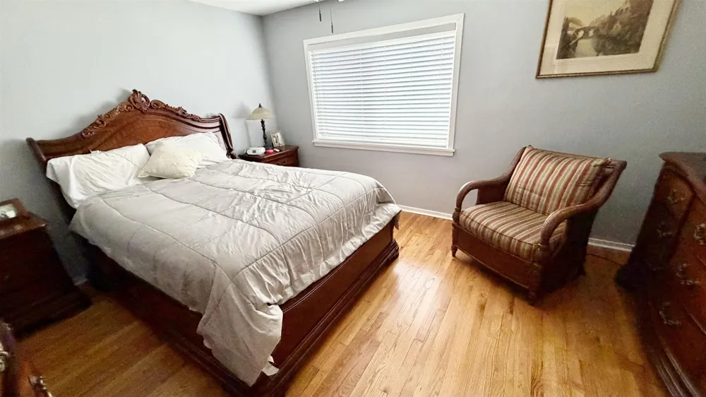 909 Faue Northfield, NJ 08225