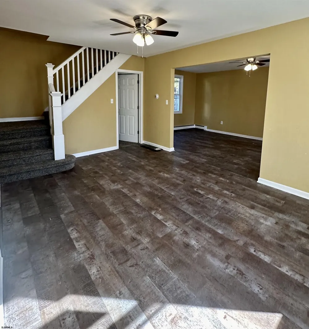909 Faue Northfield, NJ 08225