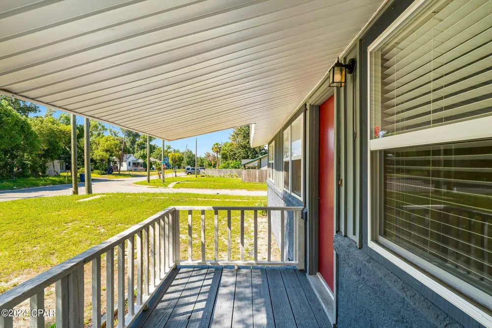 526 Bay Avenue Panama City, FL 32401