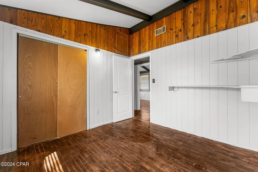 526 Bay Avenue Panama City, FL 32401
