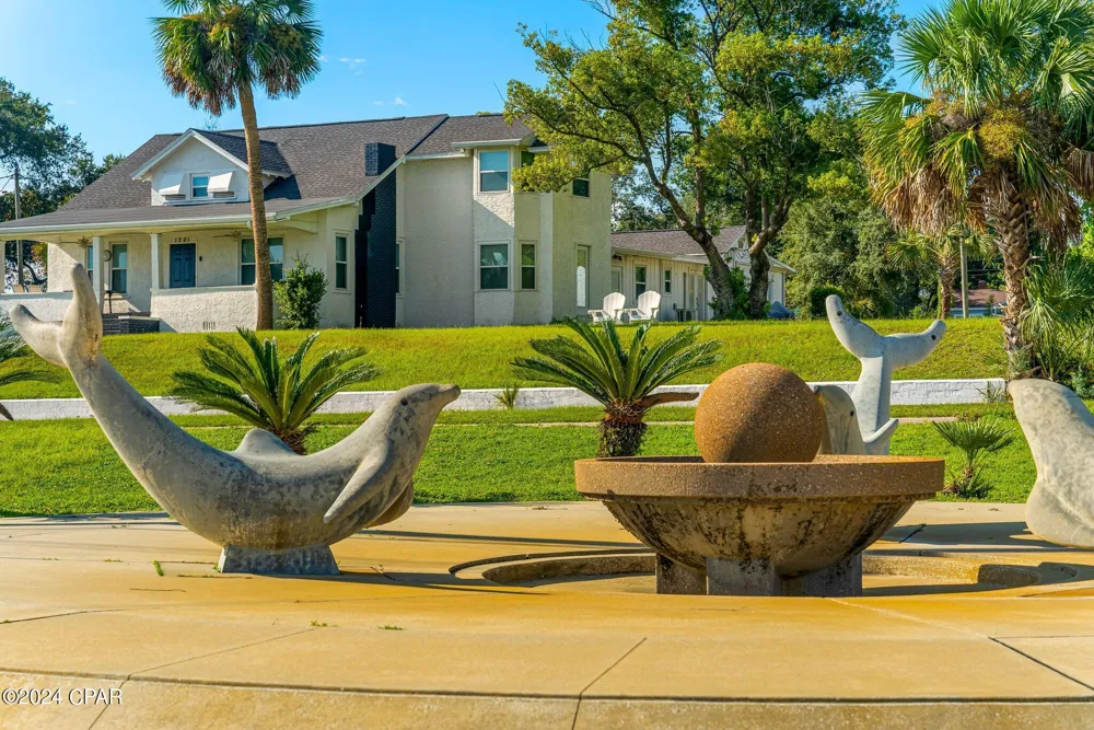 526 Bay Avenue Panama City, FL 32401