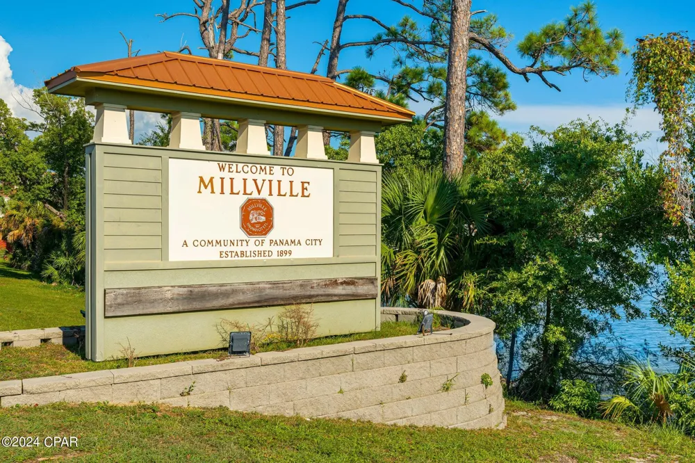 526 Bay Avenue Panama City, FL 32401