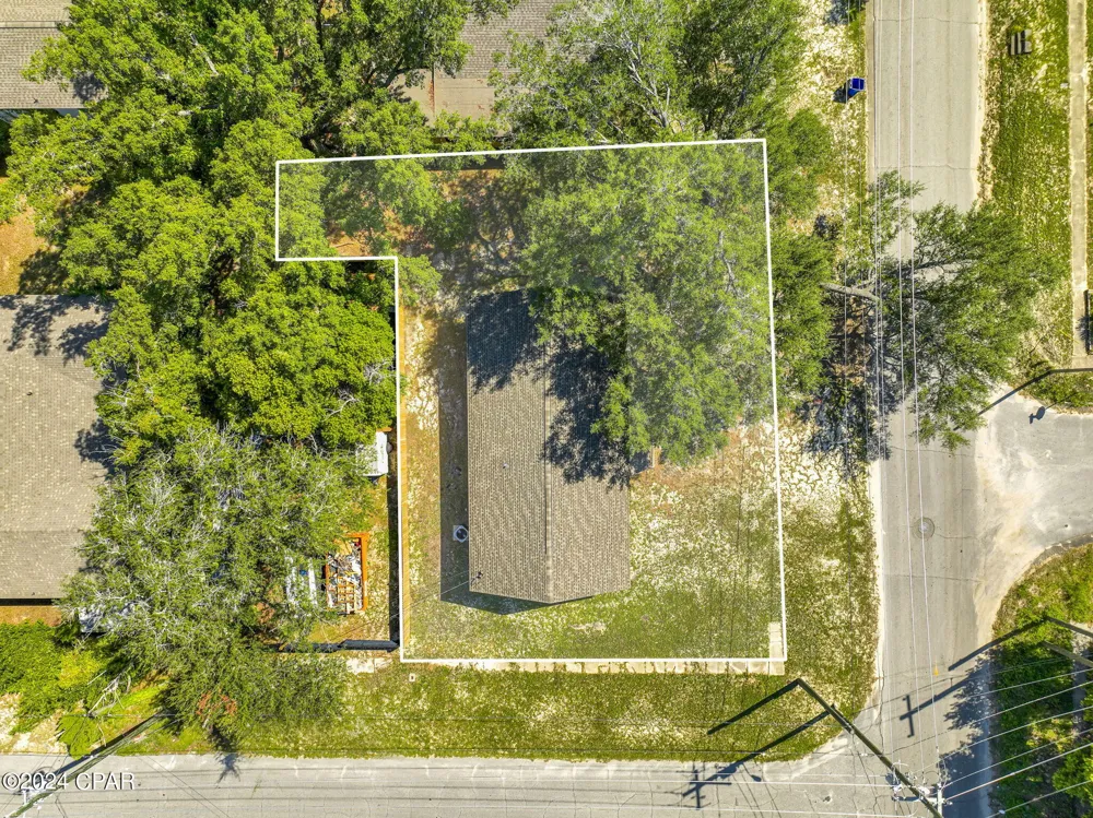 526 Bay Avenue Panama City, FL 32401