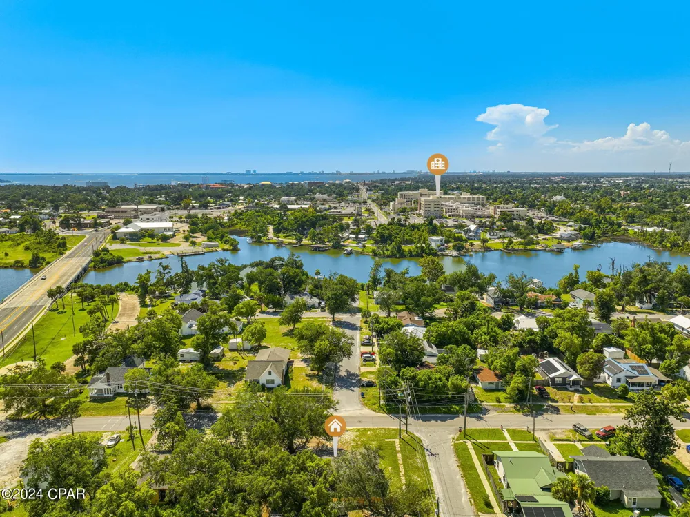 526 Bay Avenue Panama City, FL 32401