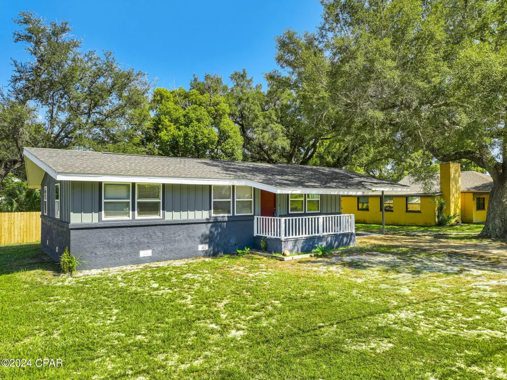 526 Bay Avenue Panama City, FL 32401