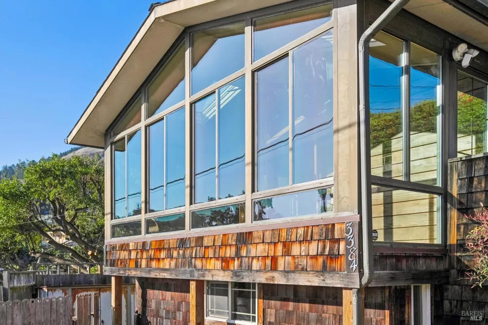 3384 Shoreline Highway Stinson Beach, CA 94970
