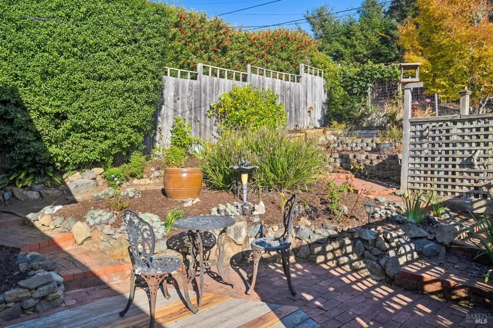 3384 Shoreline Highway Stinson Beach, CA 94970