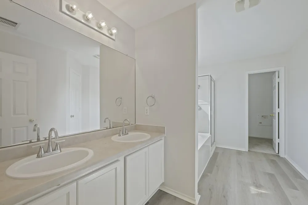 399 Paddington Drive Kyle, TX 78640