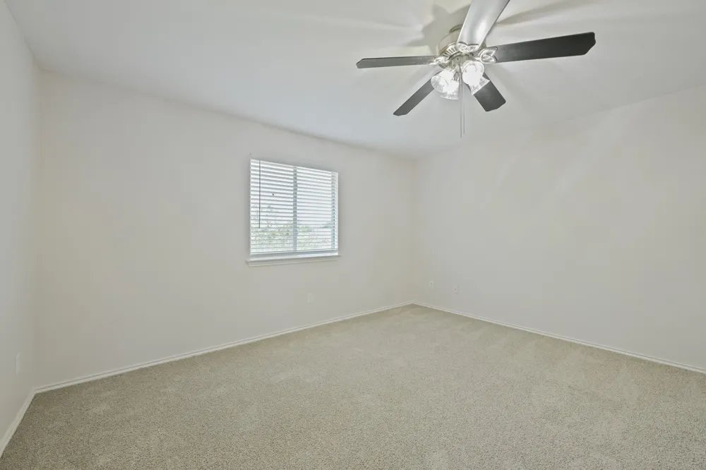 399 Paddington Drive Kyle, TX 78640