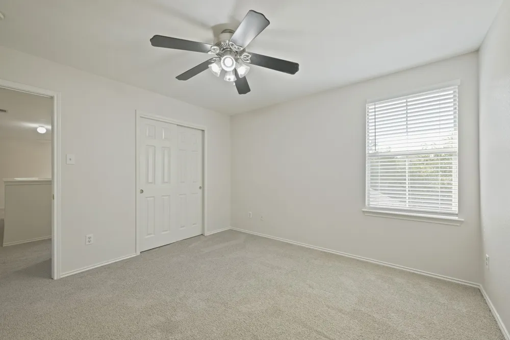 399 Paddington Drive Kyle, TX 78640