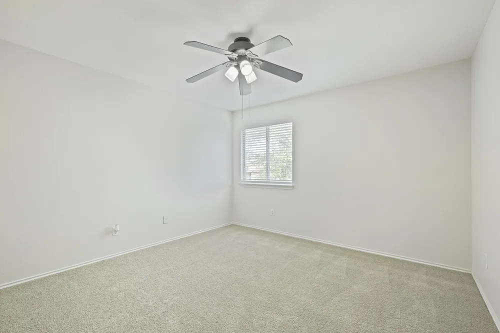 399 Paddington Drive Kyle, TX 78640