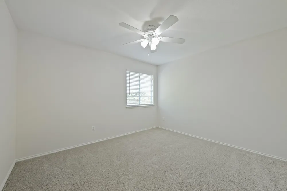 399 Paddington Drive Kyle, TX 78640
