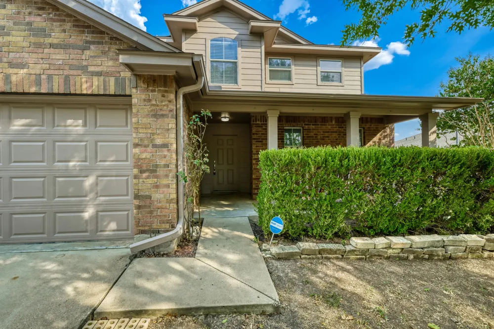 399 Paddington Drive Kyle, TX 78640