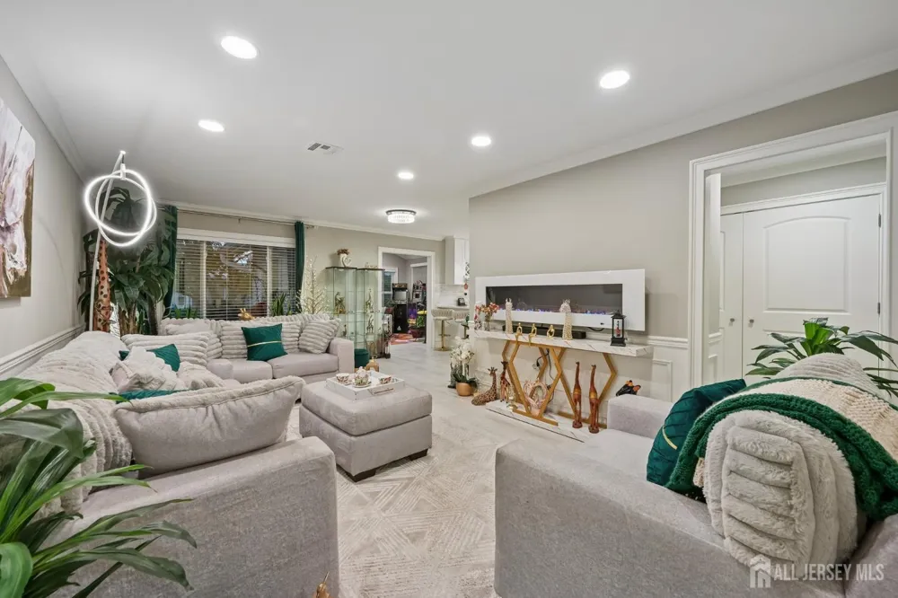 530-B Ardmore Road Monroe, NJ 08831