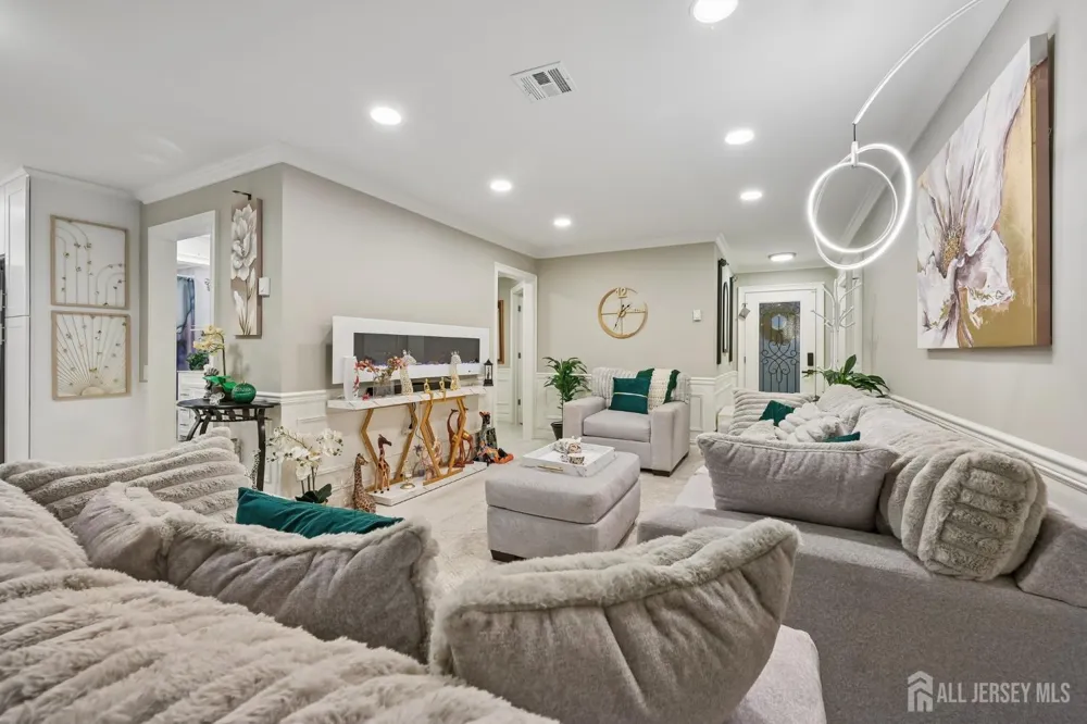 530-B Ardmore Road Monroe, NJ 08831