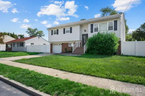 42 Shirley Boulevard