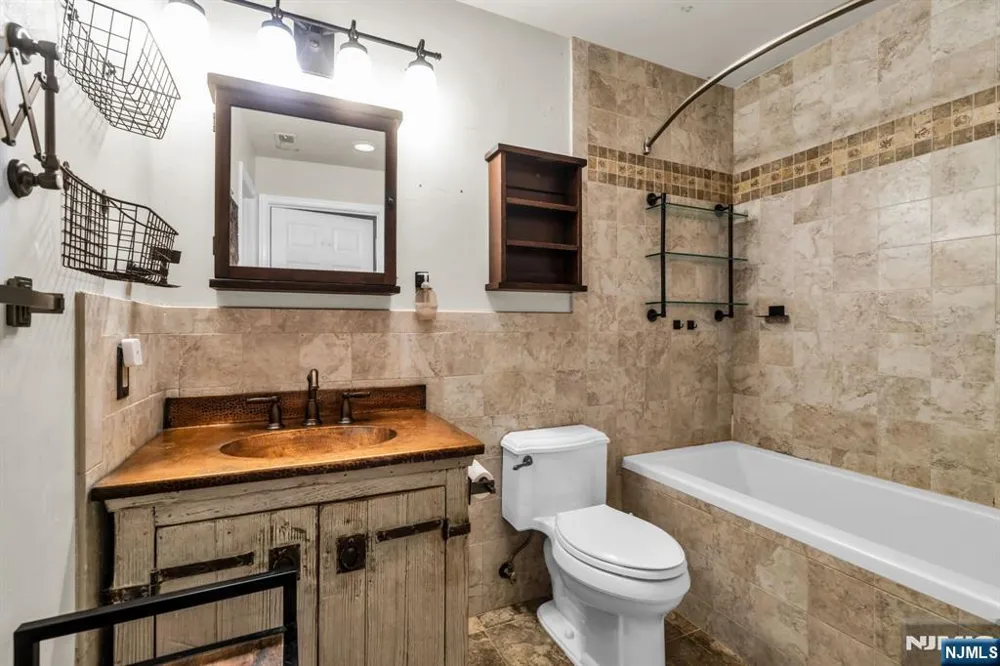 1494 Westgate Drive 4315 Fort Lee, NJ 07024