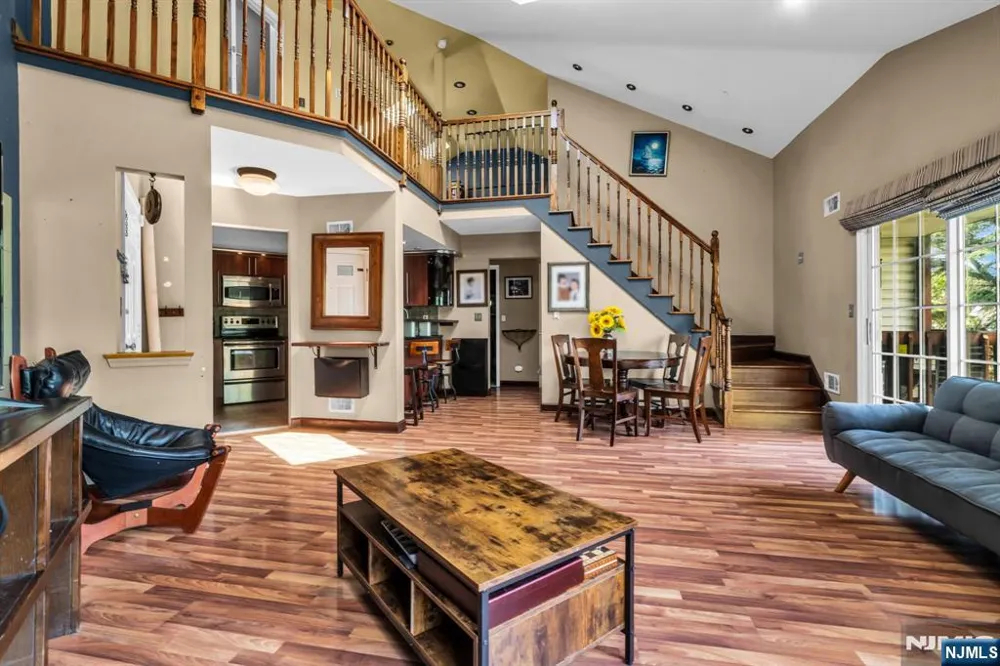 1494 Westgate Drive 4315 Fort Lee, NJ 07024