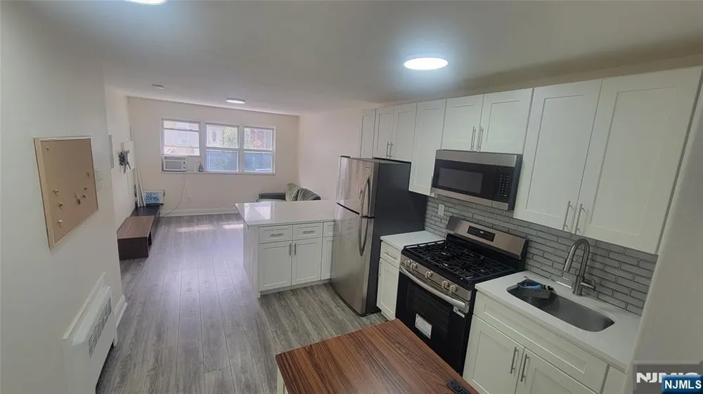 552 38th Street 2 Union City, NJ 07087