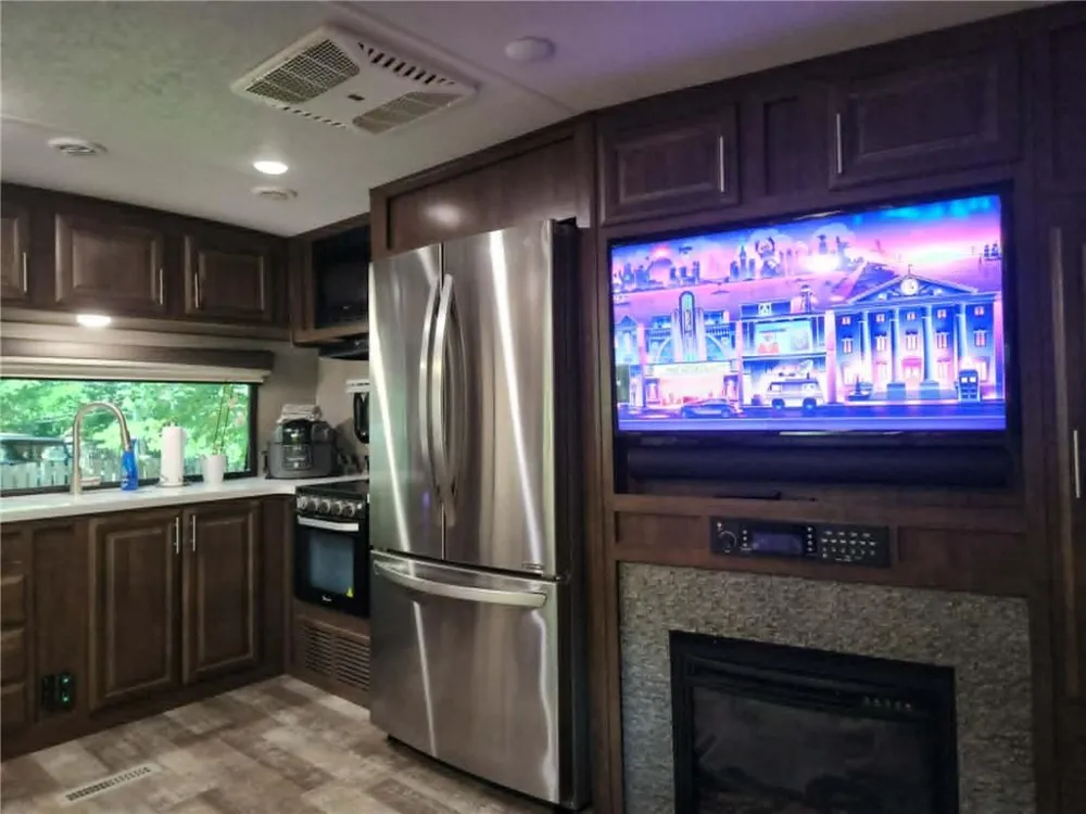 68 10th Street Ellijay, GA 30540
