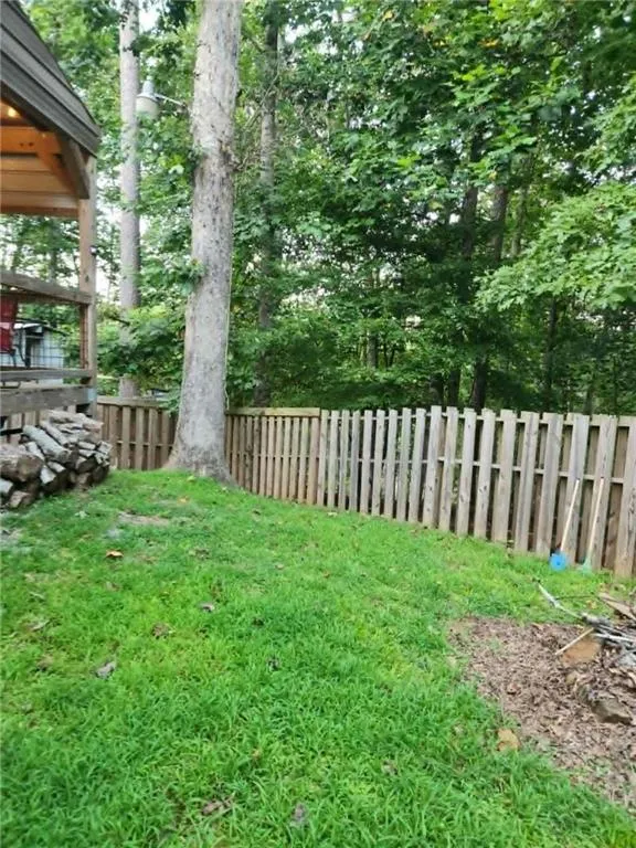 68 10th Street Ellijay, GA 30540