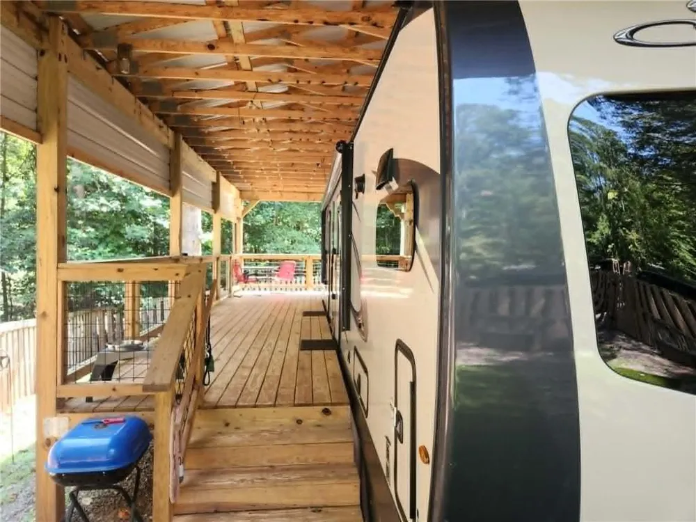 68 10th Street Ellijay, GA 30540