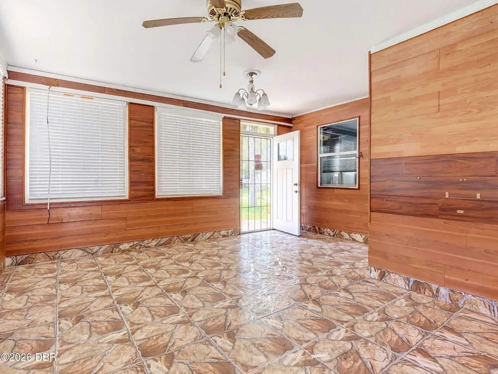 343 Montana Avenue St. Cloud, FL 34769