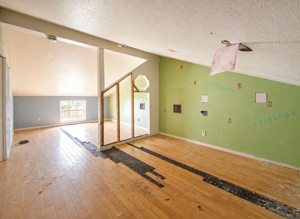 222 E Southland Avenue Alvin, TX 77511