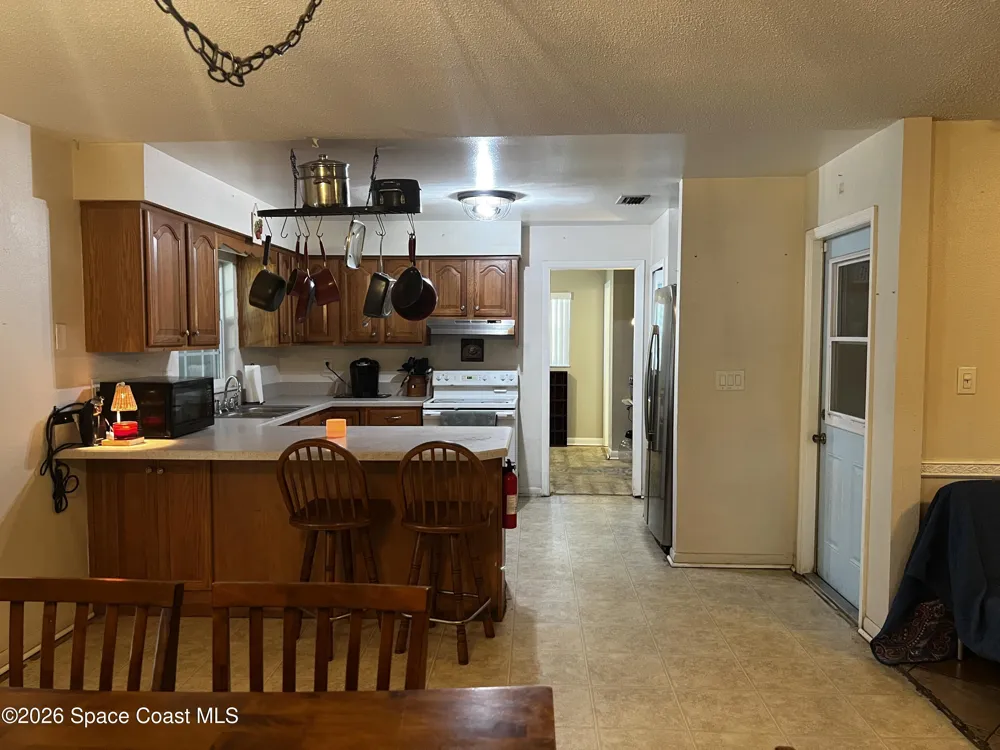 1705 S Lilac Circle Titusville, FL 32796