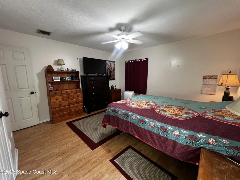 1705 S Lilac Circle Titusville, FL 32796