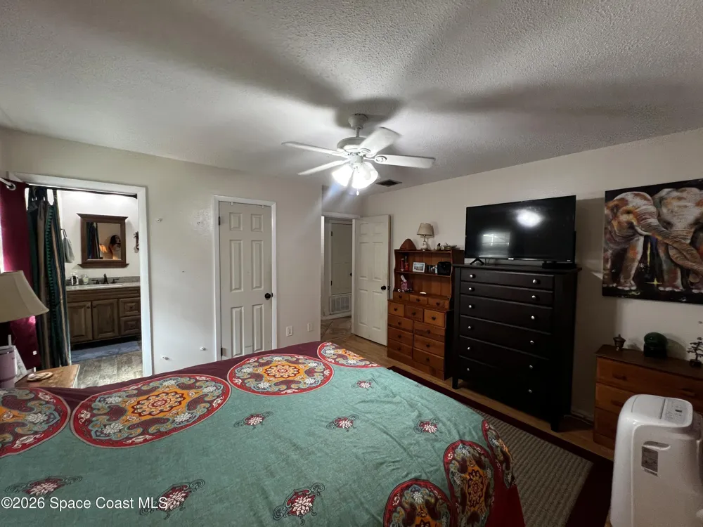 1705 S Lilac Circle Titusville, FL 32796