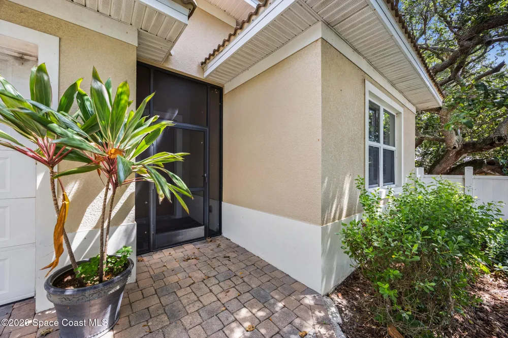 121 Seminole Lane Cocoa Beach, FL 32931