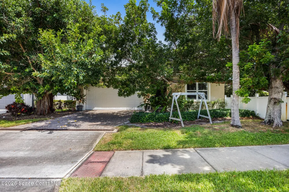 121 Seminole Lane Cocoa Beach, FL 32931