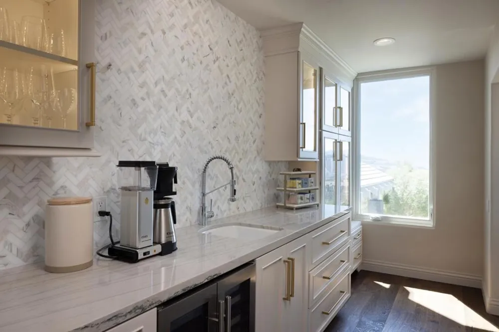 26264 Paseo Del Sur Monterey, CA 93940