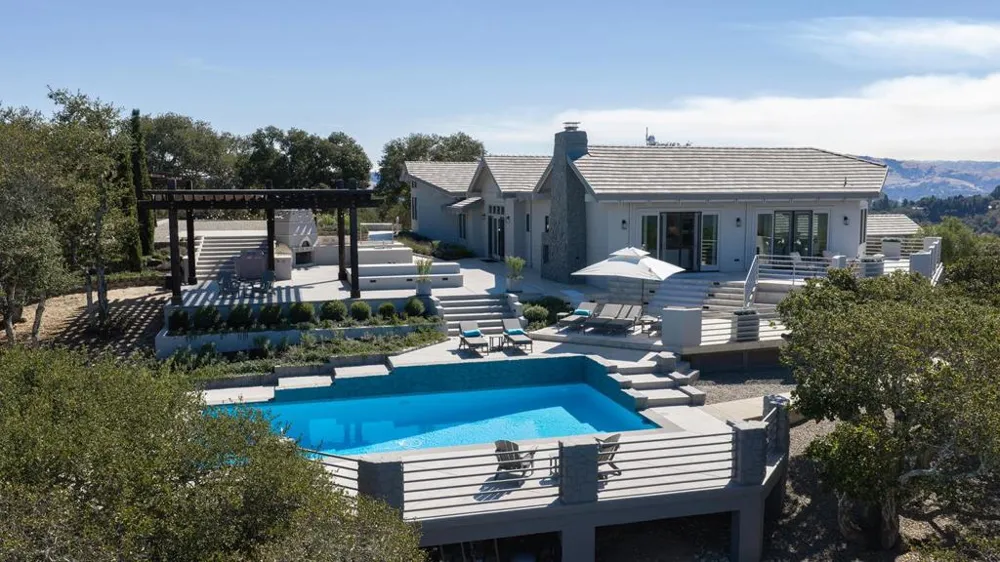 26264 Paseo Del Sur Monterey, CA 93940