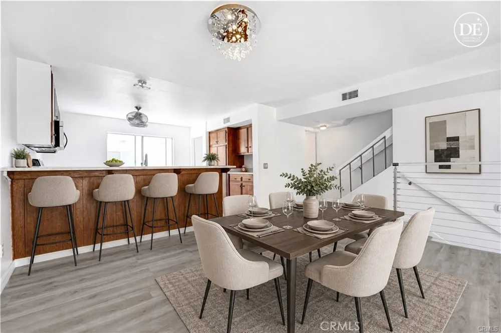 6223 Nita Woodland Hills, CA 91367