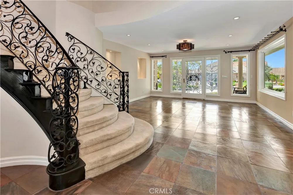 3140 E Bradbury Court Orange, CA 92867